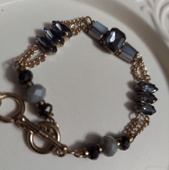 Simply Noelle Gold/Faceted Crystal Toggle Bracelet - Picture 3 of 6